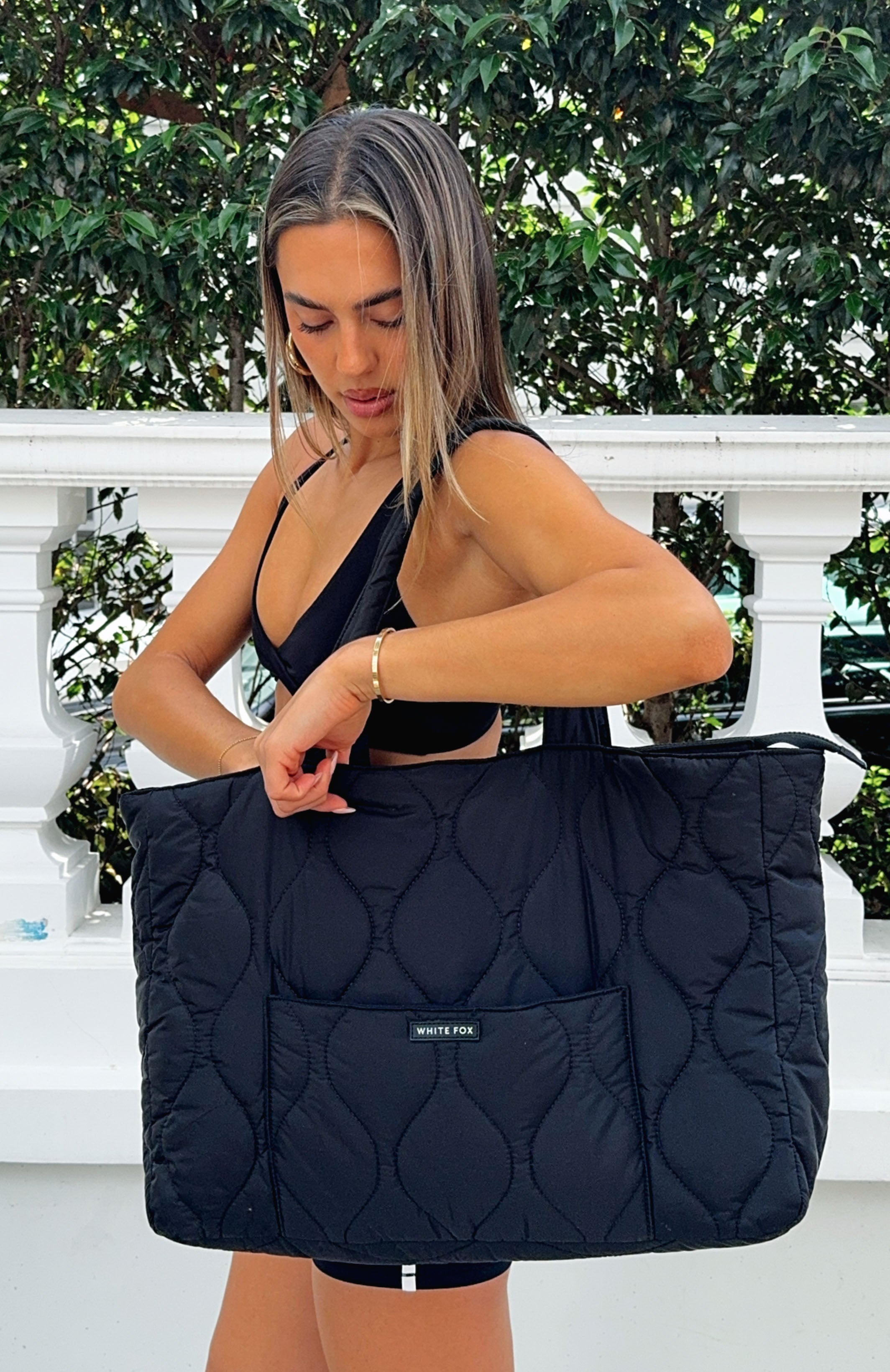 Always Moving Quilted Tote Bag Black | White Fox Boutique US Always Moving Quilted Tote Bag Black | White Fox Boutique US