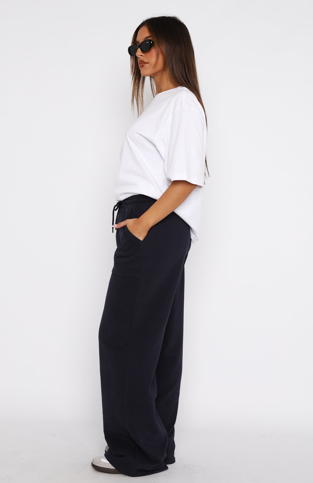 You'd Love It Here Wide Leg Sweatpants Navy | White Fox Boutique US