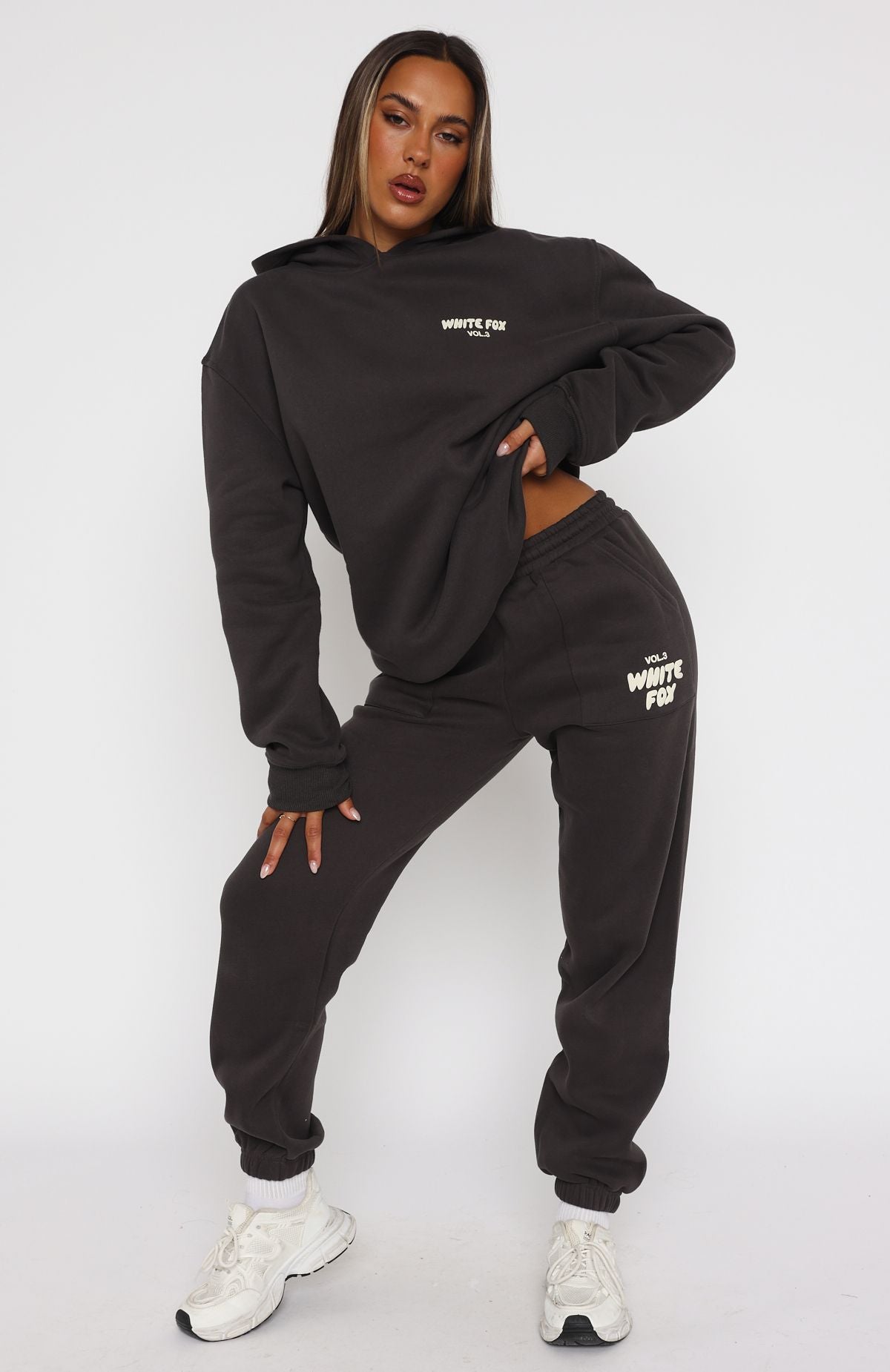 Offstage Sweatpants Shadow | White Fox Boutique US