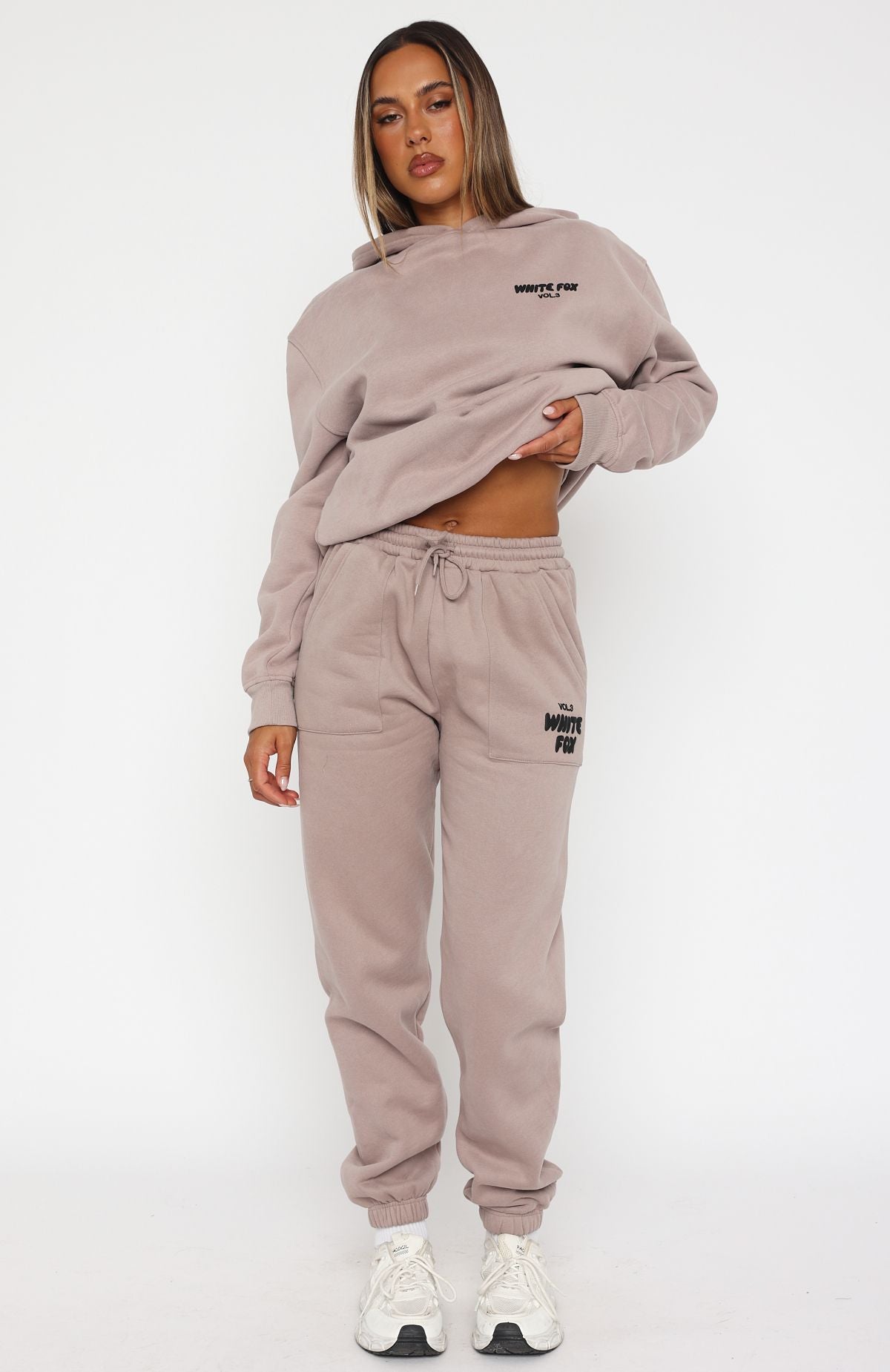 Offstage Sweatpants Cinnamon | White Fox Boutique US