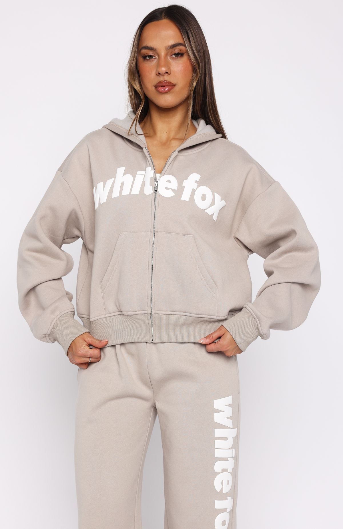 Milky様 オルゴナイト お纏め 1.16 ❶ From The Archives Kenzie Boxy Zip Front Hoodie Moon | White Fox