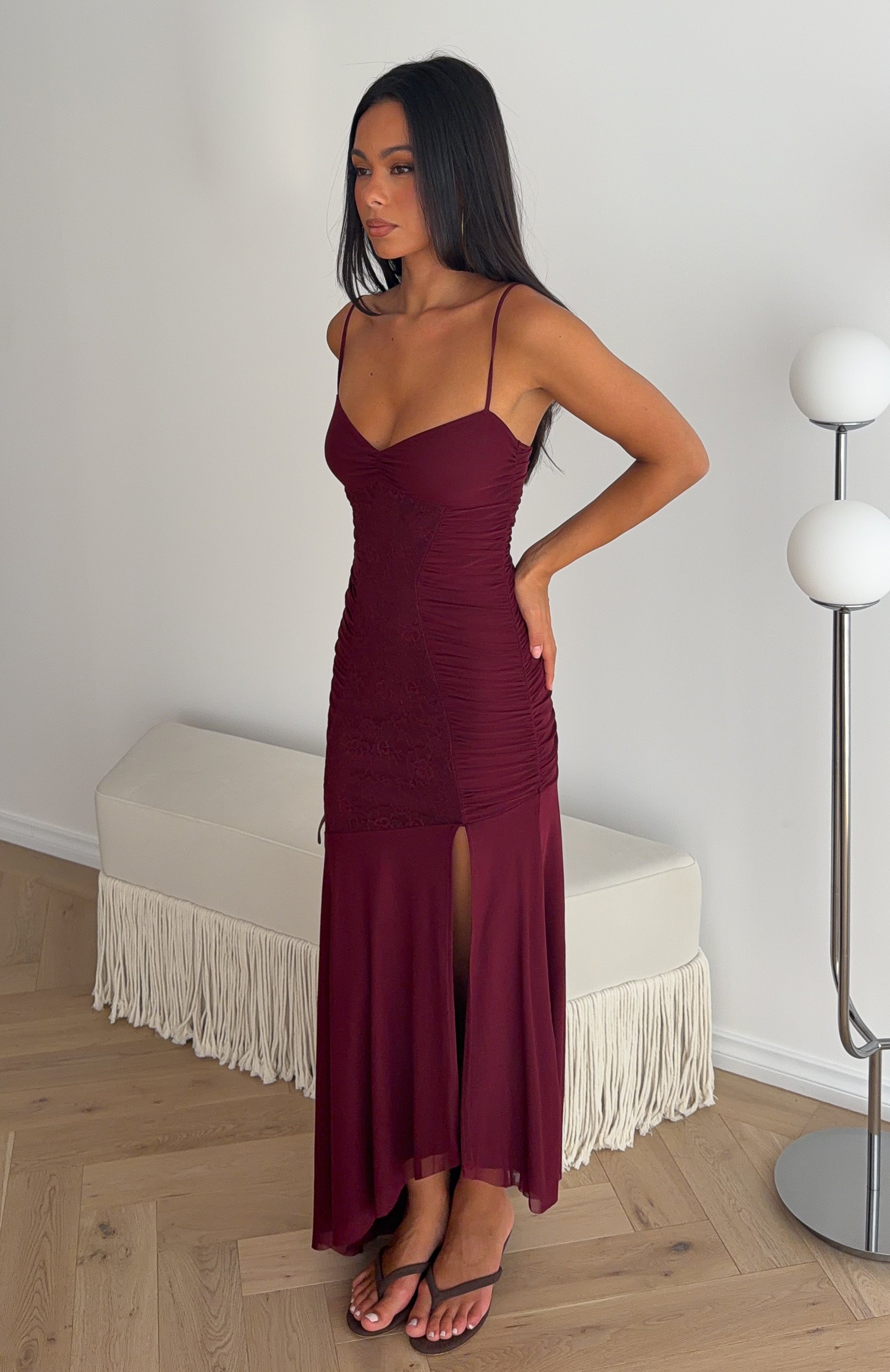 burgundy and ivory dress Money Midi Capture hearts in the