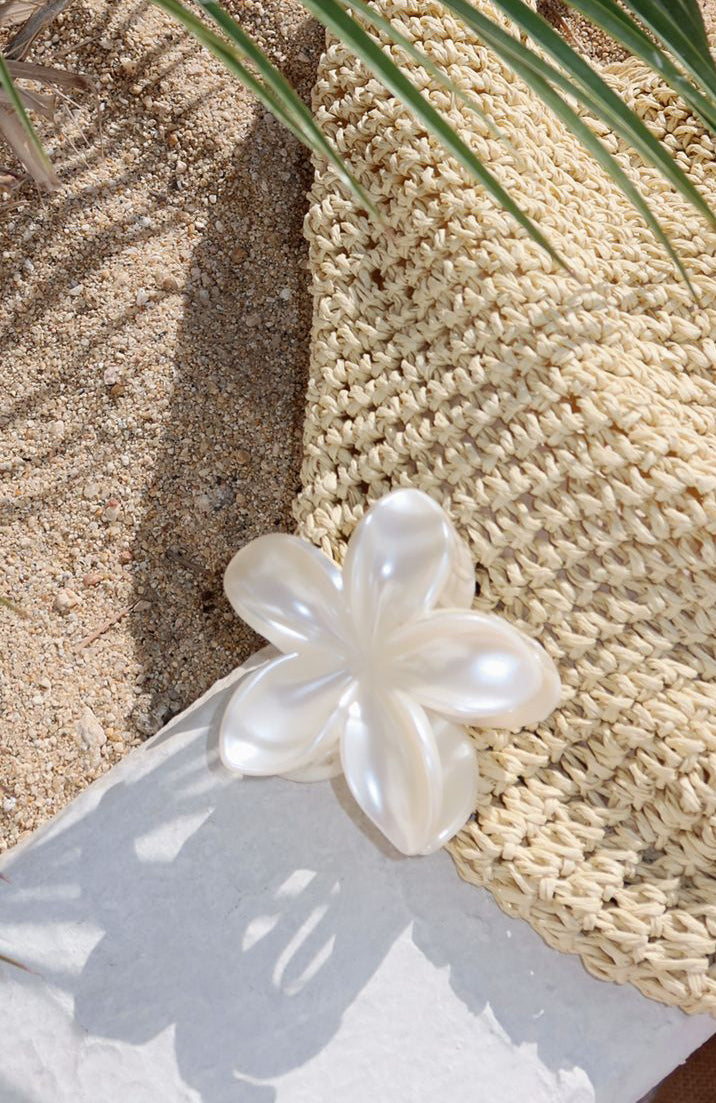 Floral Charm Hair Clip Pearl | White Fox Boutique US