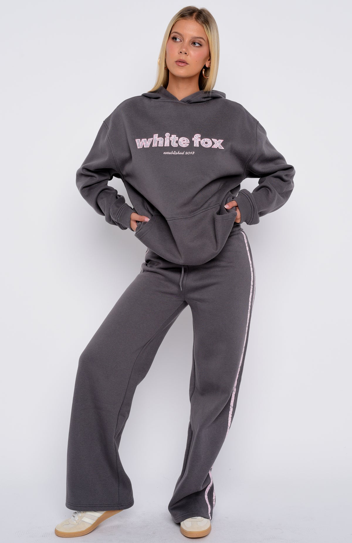 新品未着用【公式】TWS スウェット グレー　L Gave You Everything Wide Leg Sweatpants Volcanic | White Fox