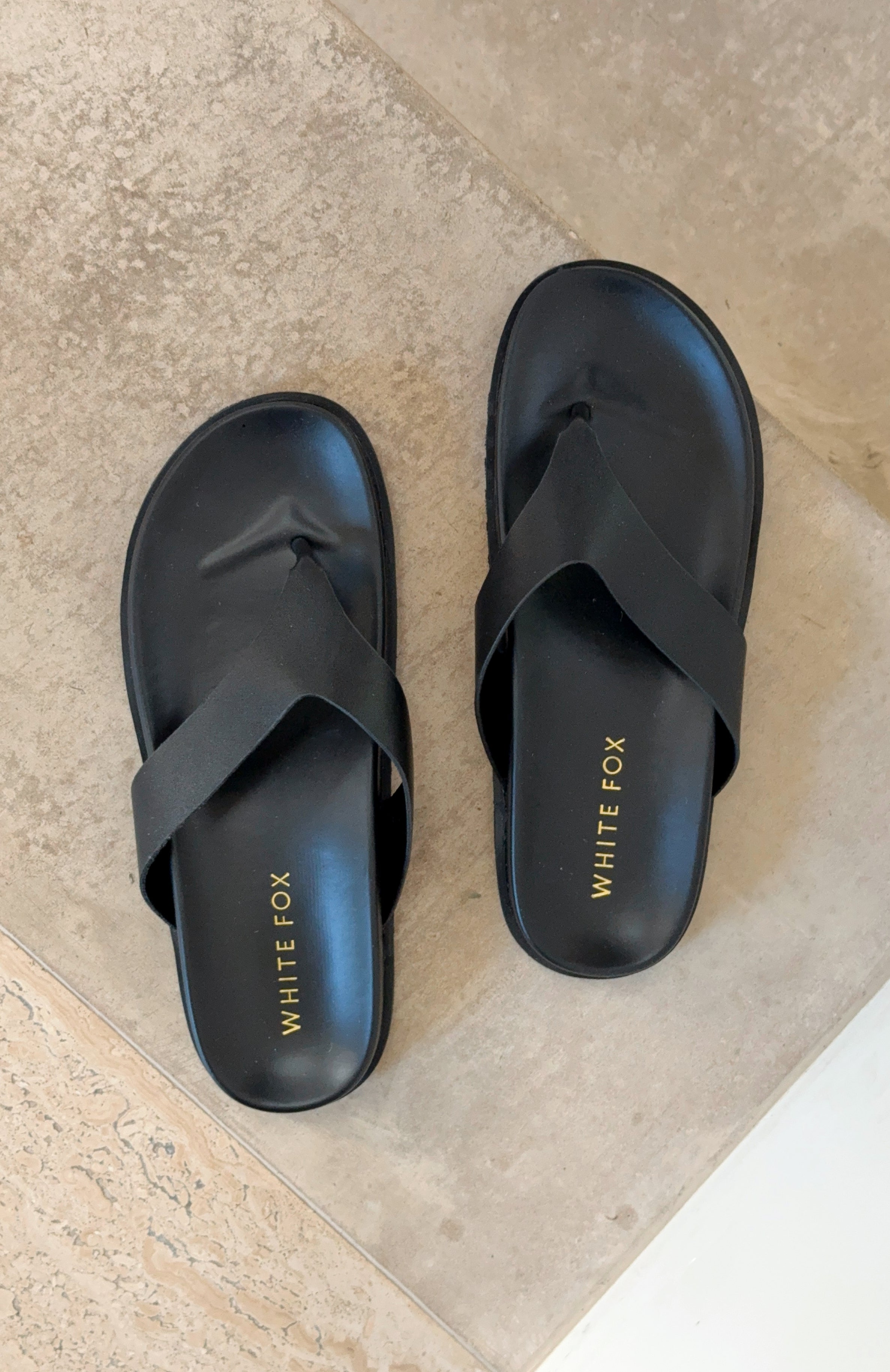 Leonato Thong Sandals Black | White Fox Boutique US