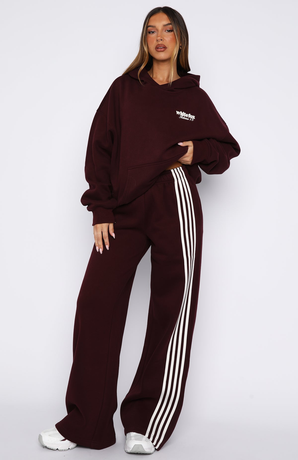 Release 15 Asalia Wide Leg Sweatpants Plum | White Fox Boutique US
