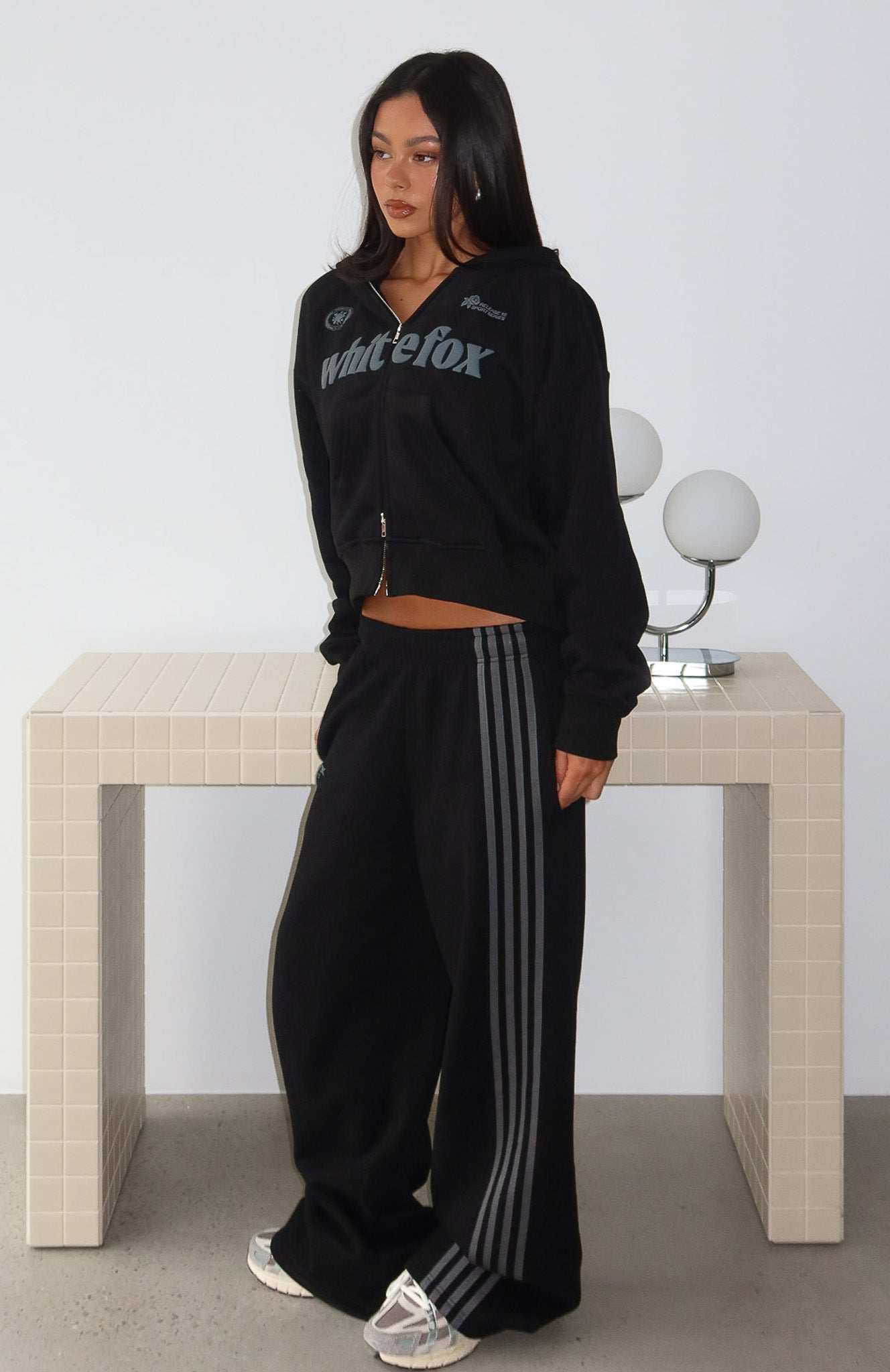 Release 15 Asalia Wide Leg Sweatpants Black | White Fox Boutique US
