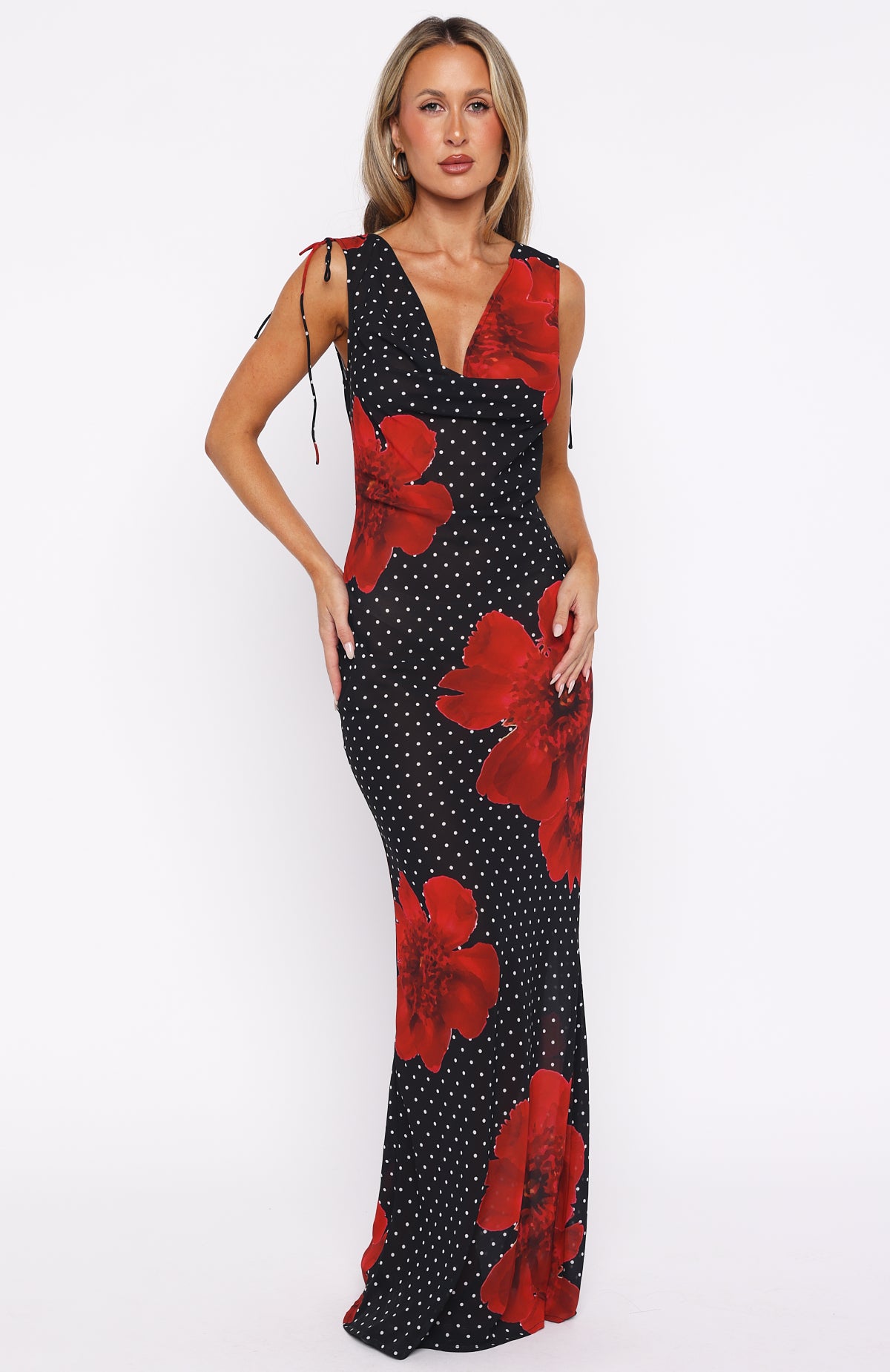 That's Amore Maxi Dress Black Scarlet Bloom That's Amore Maxi Dress Black Scarlet Bloom