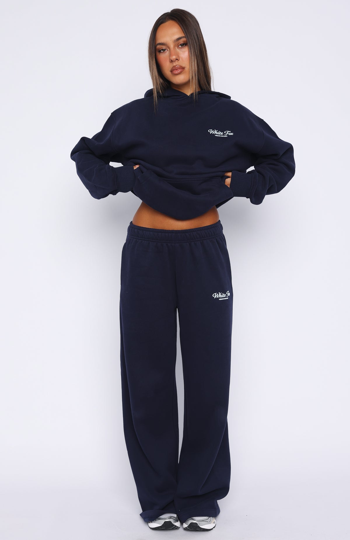 Verano Sixteen Lilia Wide Leg Sweatpants Navy | White Fox Boutique US