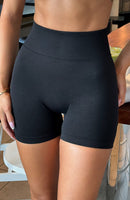 Zoom Seamless Shorts Black