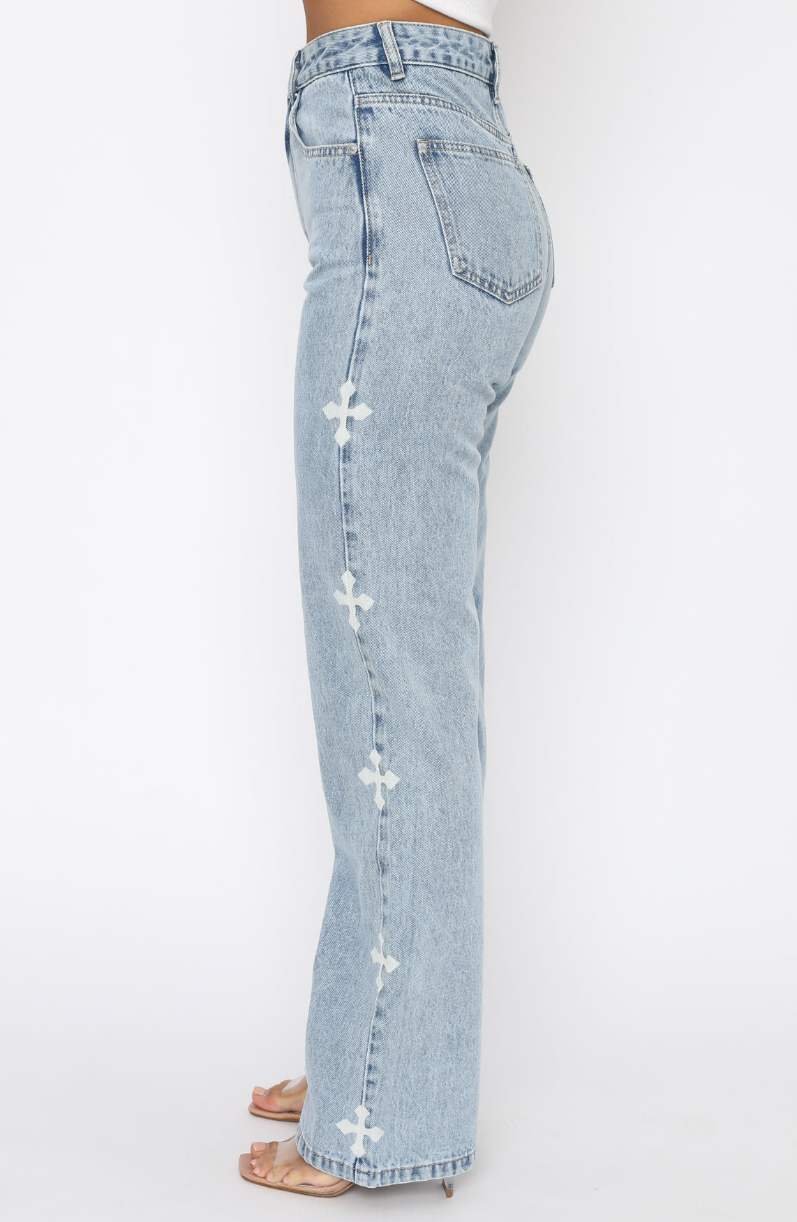Butlifting Jeans!!, Jeans Blanco un color Infaltable en tu closet 💯  Colombiano❤❤❤ 👏Store 361- Boynton Beach Mall 801 N. Congress Ave. Boynton  beach - Fl 33426 Pedidos (, By JeansCol Boutique