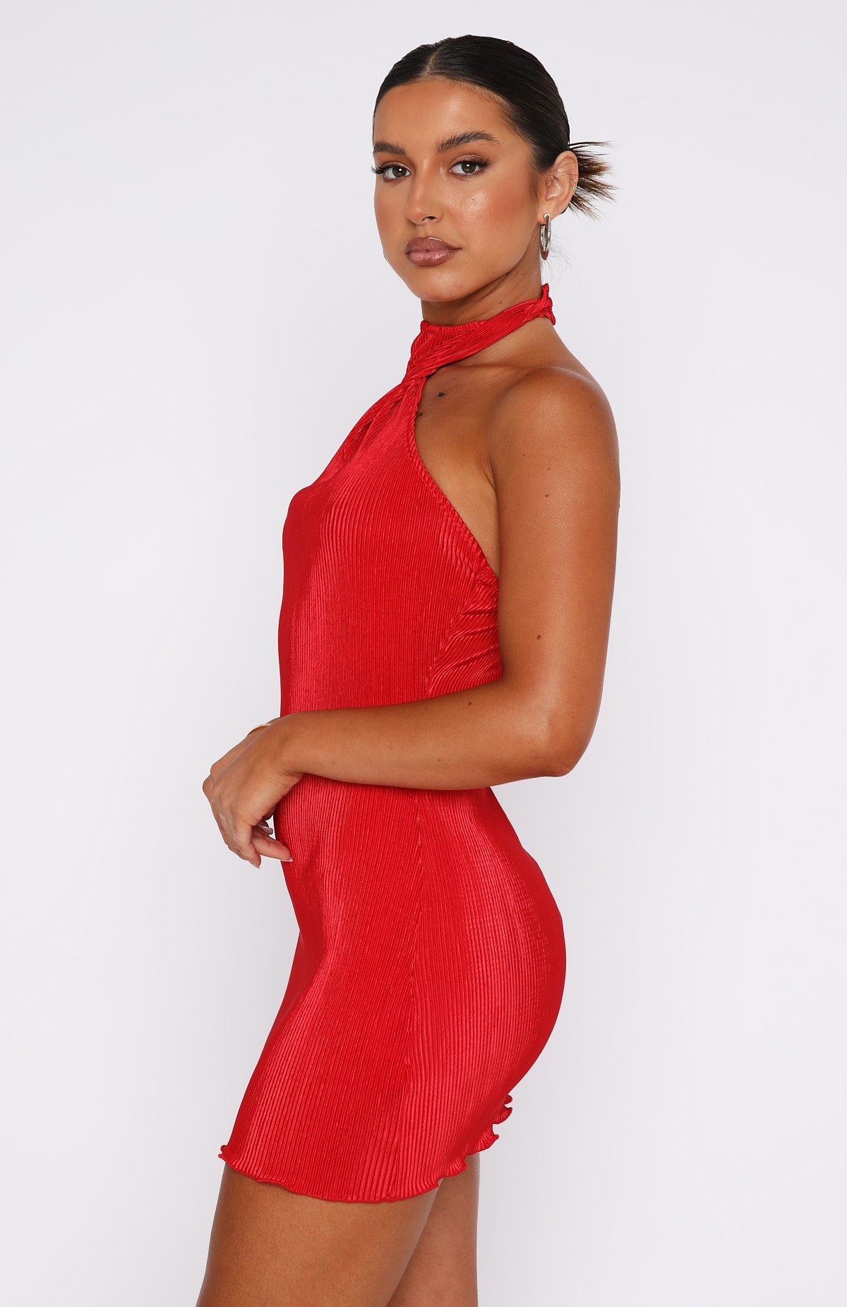 Red High Neck Tie Back Bodycon Dress  Red bodycon dress, Red bodycon mini  dress, Red dress