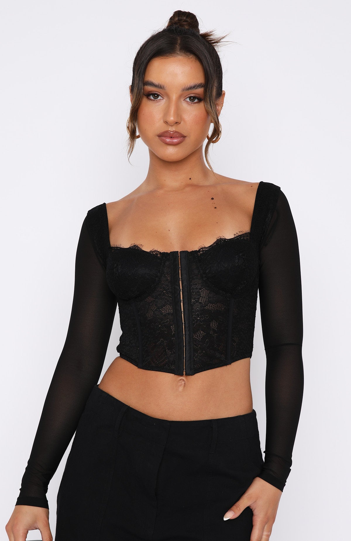 Go See White with Black Trim Long Sleeve Bustier Top FINAL SALE – DETOURE