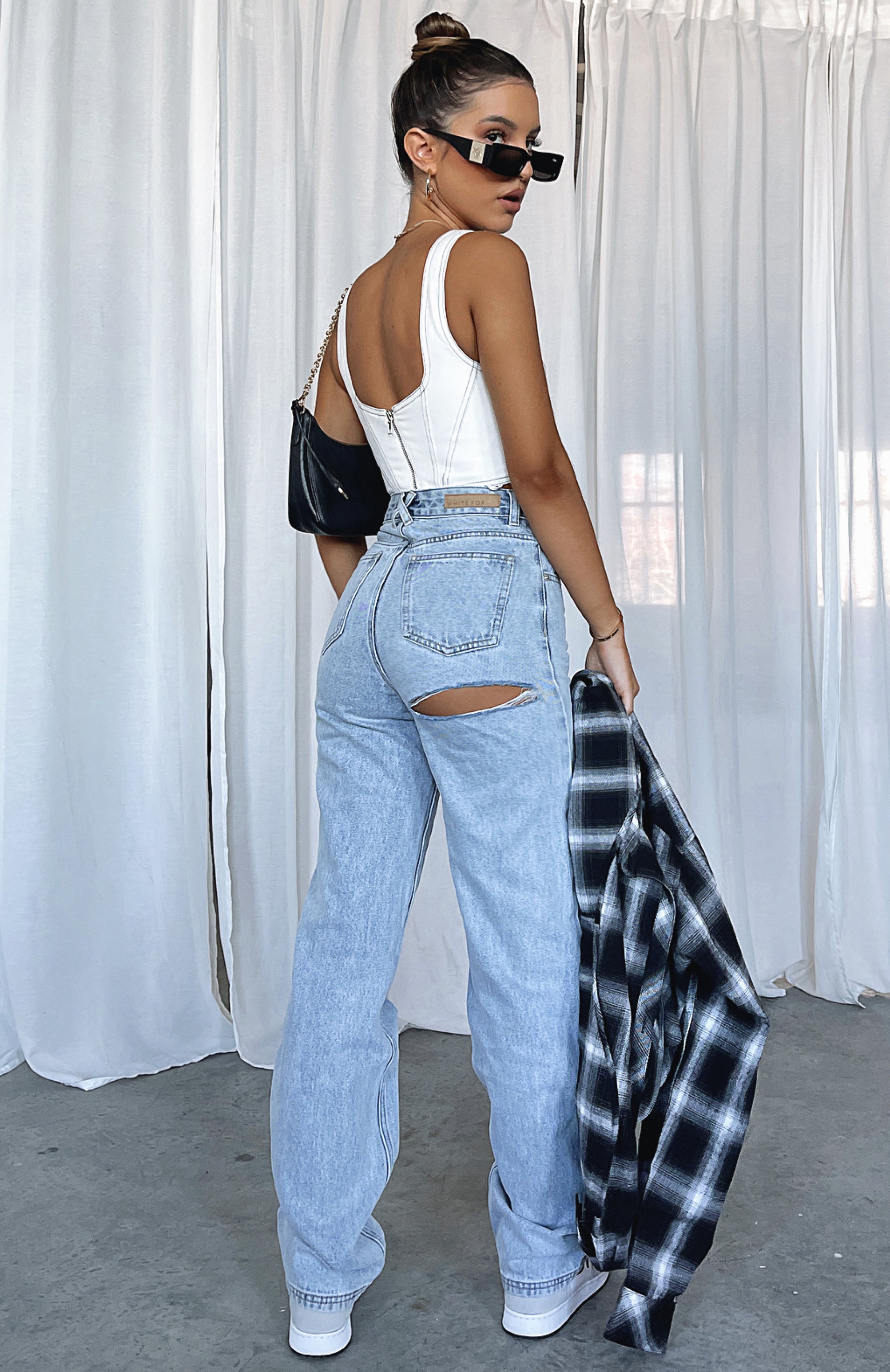 Relaterede Modig fjende On Replay High Rise Straight Leg Jeans Ice Blue | White Fox Boutique US