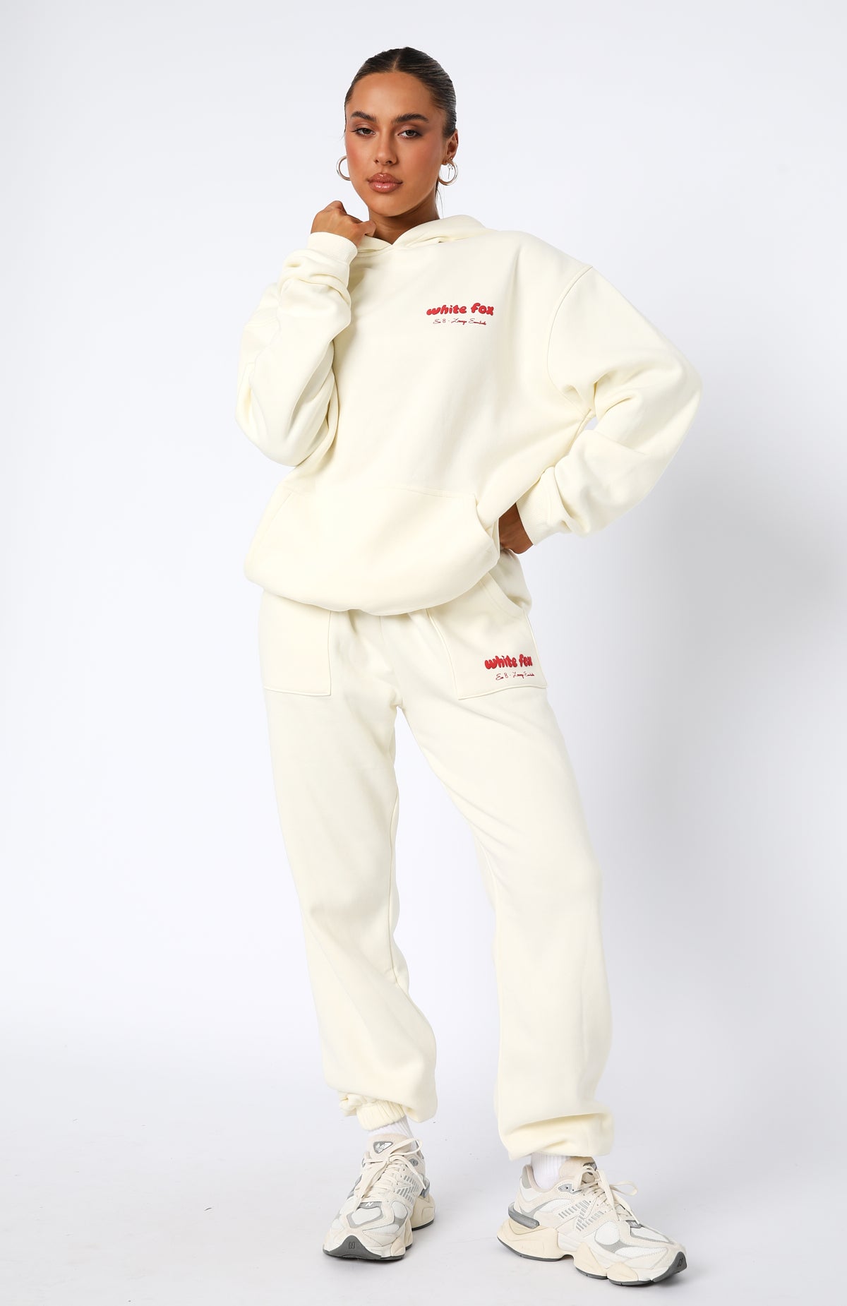 着せ替え服・アウトフィット cherry Era 8 Sweatpants Cherry Cream | White Fox Boutique US
