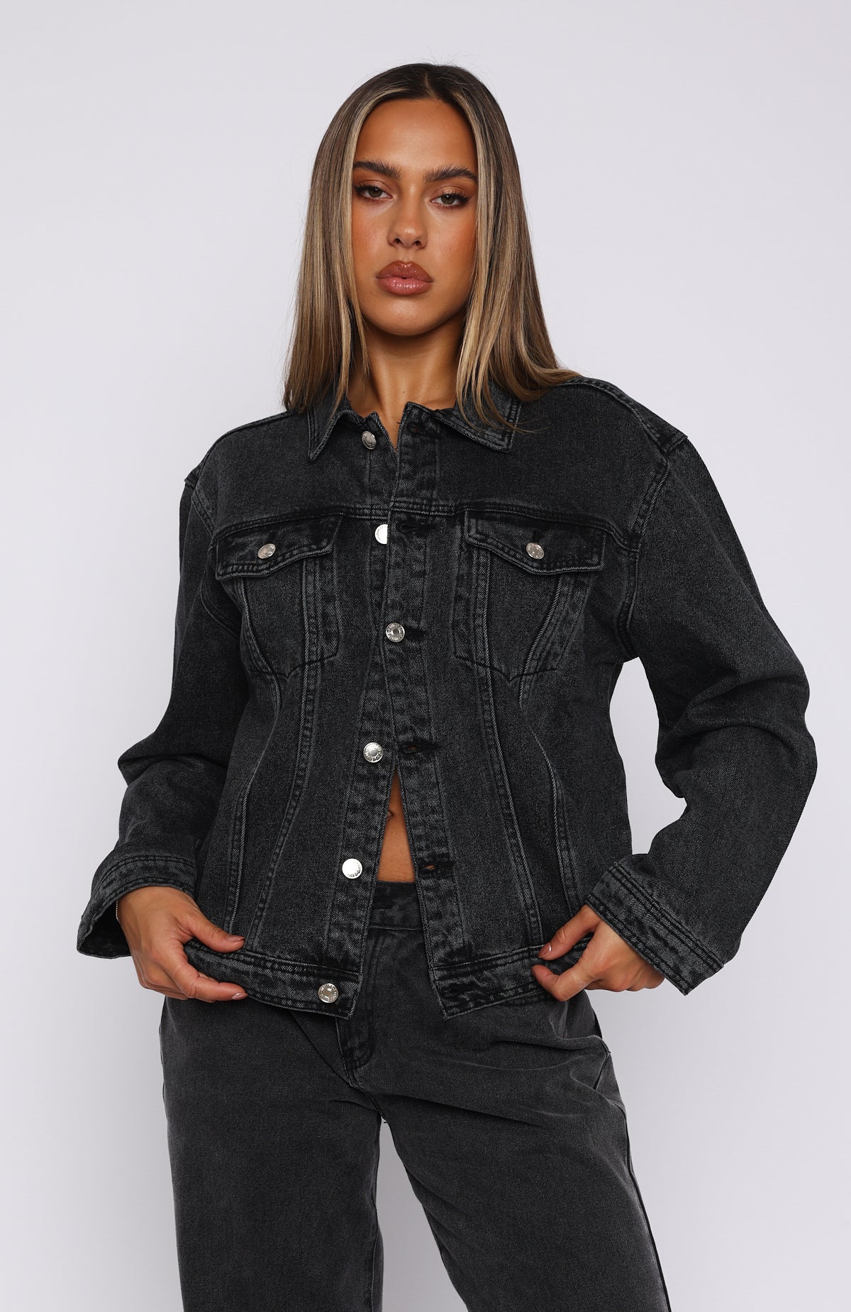 Acid wash denim jacket fashion black