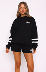 Final Round Oversized Sweater Black