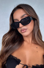 Naya Sunglasses Black