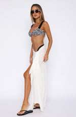 Ocean Oasis Sarong White