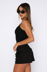 Skip The Line Shorts Black
