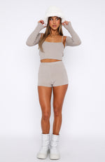One I Want Knitted Shorts Taupe