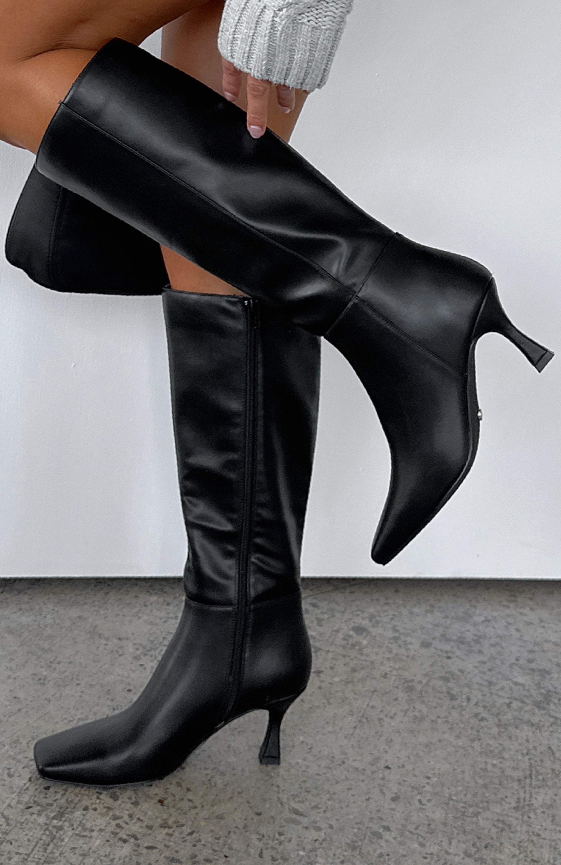 Johnson Knee High Boots Black | White Fox Boutique US