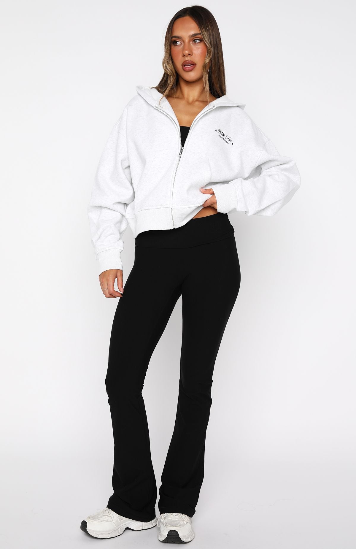 タグ付き新品 melt the lady ホワイト ゴシックフーディ Just Try Again Boxy Zip Front Hoodie Grey Marle | White Fox