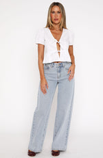 Lily Mid Rise Wide Leg Jeans Mid Blue