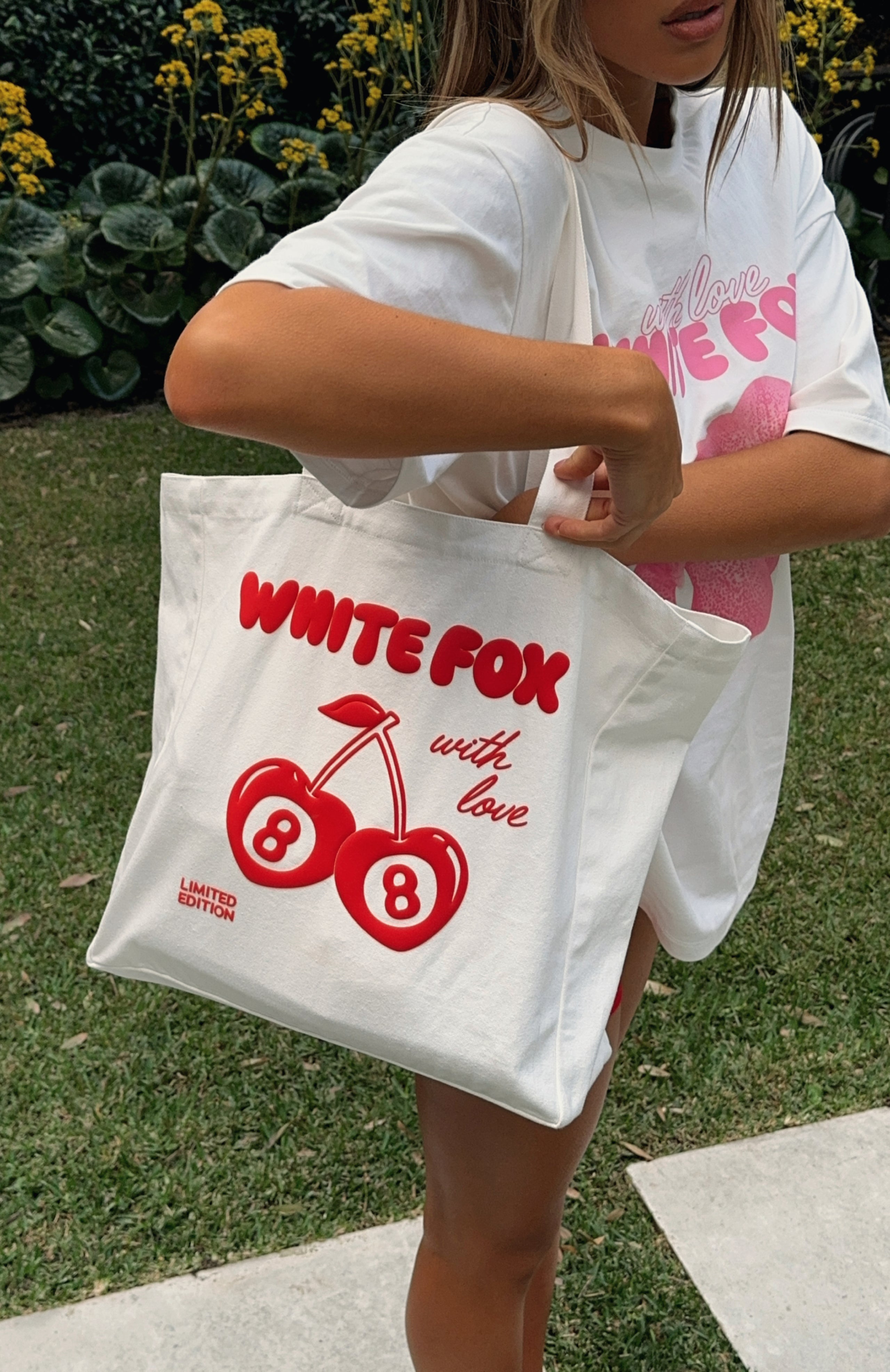 With Love In The Moment Tote Bag White | White Fox Boutique US