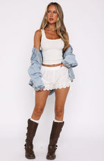 Want To Be Famous Shorts White