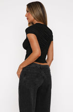 Left Wondering Ruched Top Black