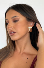 Effortless Stud Earrings Gold