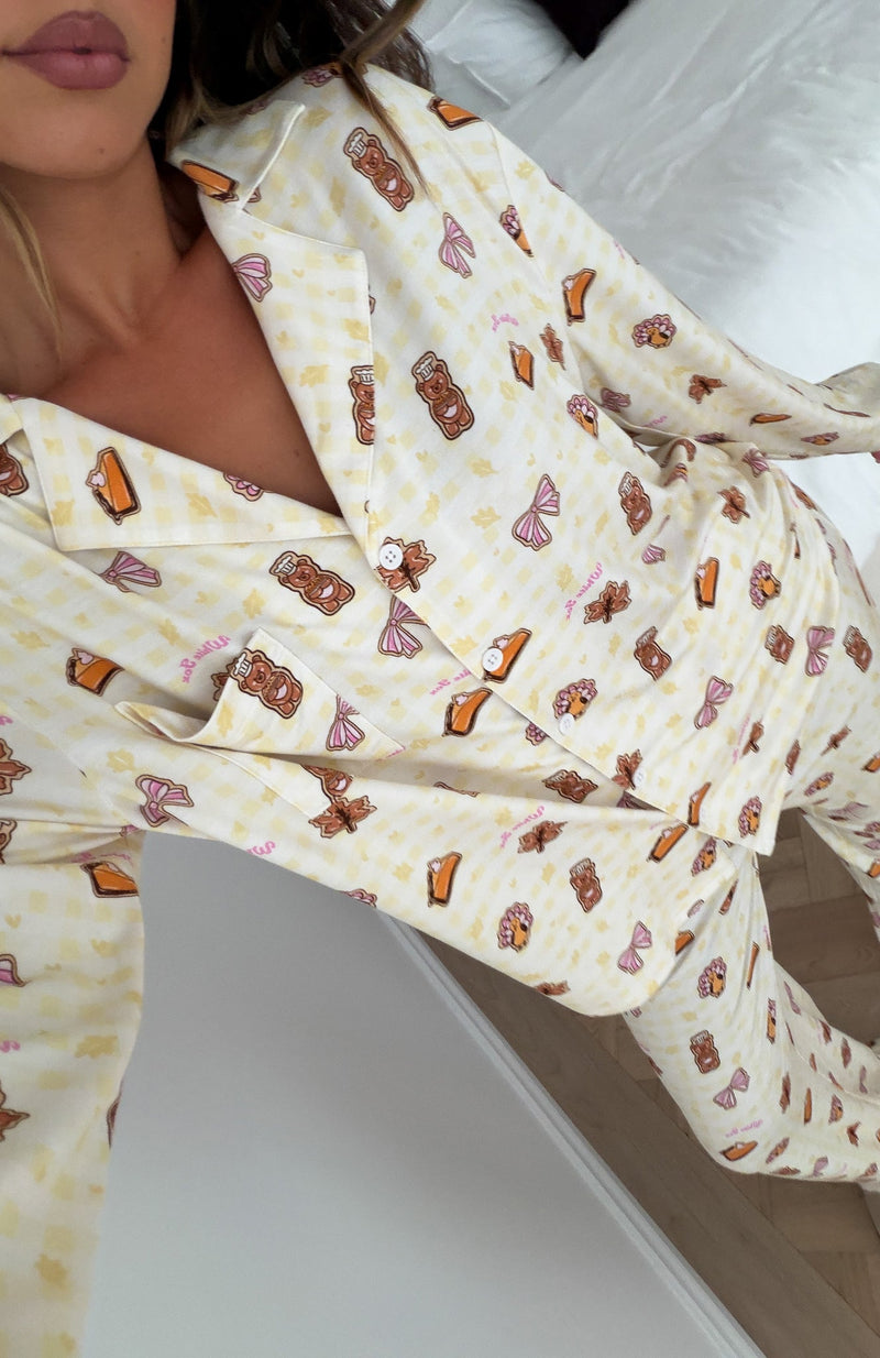 Pillow Talk Printed Long Sleeve Pyjama Set Pumpkin Picnic