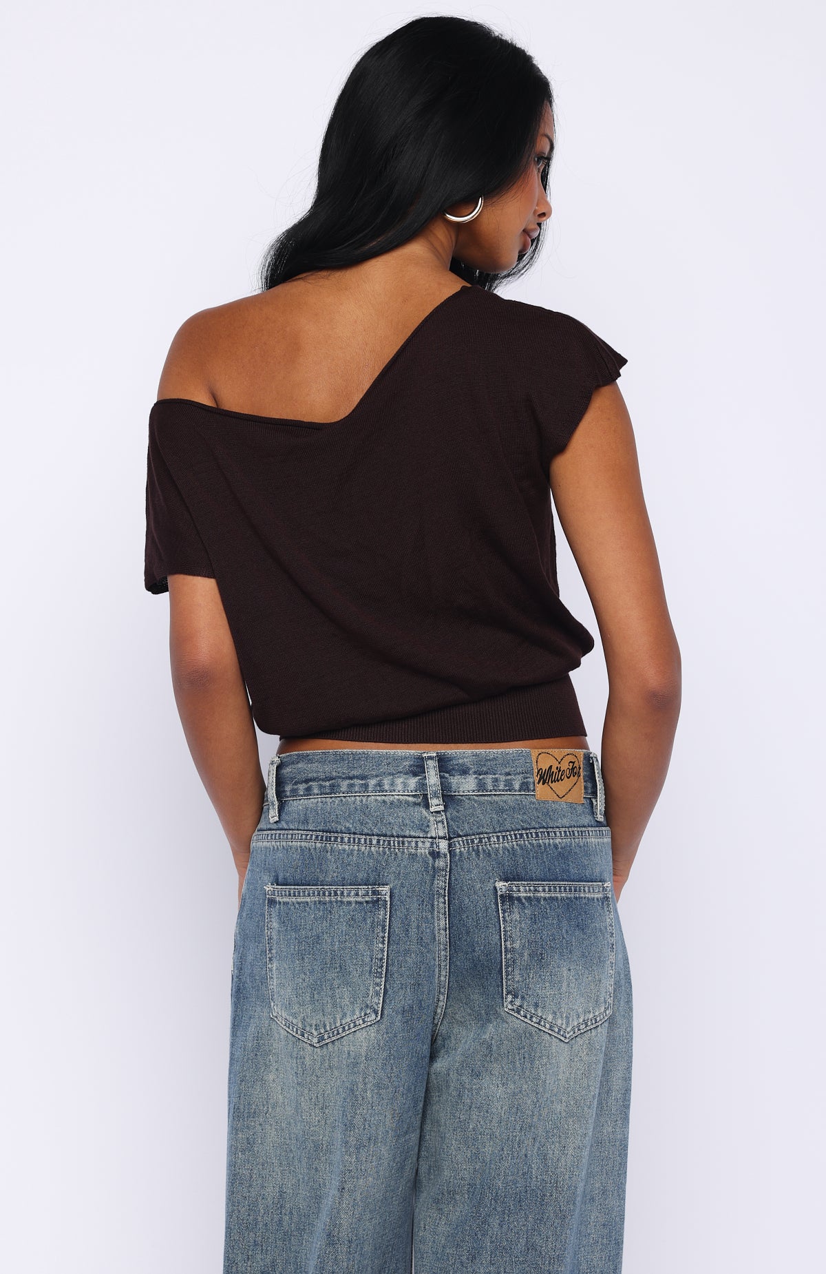 Can't Change My Mind Off Shoulder Cinched Top Chocolate | White