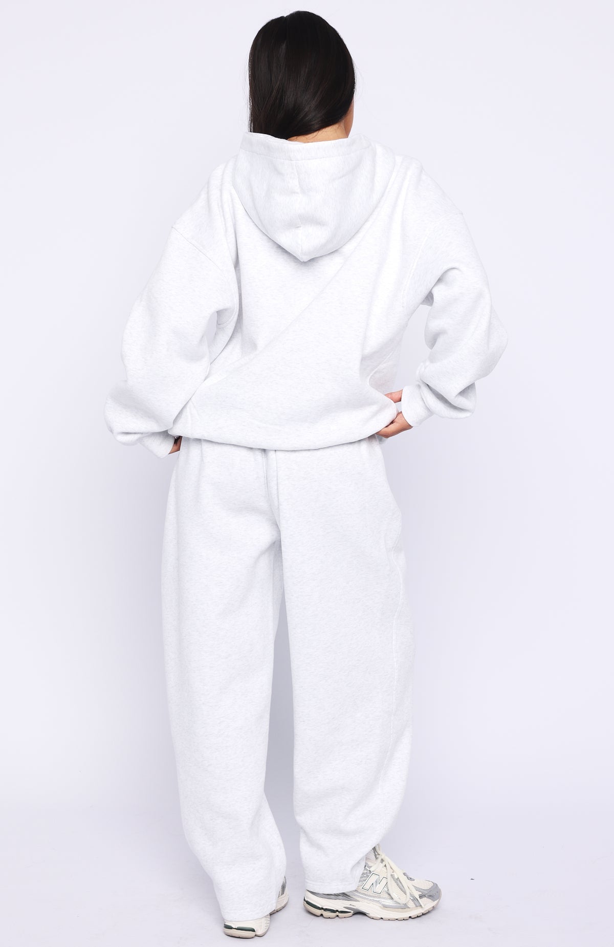 Know What You Want Barrel Leg Sweatpants Grey Marle | White Fox