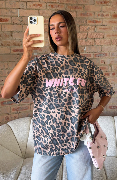 Offstage Printed Oversized Tee Dark Leopard | White Fox Boutique US