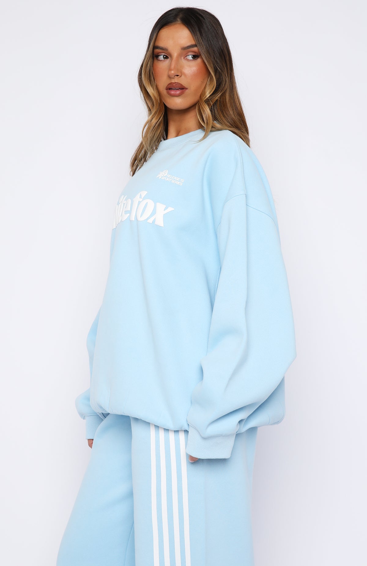 Release 15 Janie Oversized Drop Shoulder Sweater Blue | White Fox