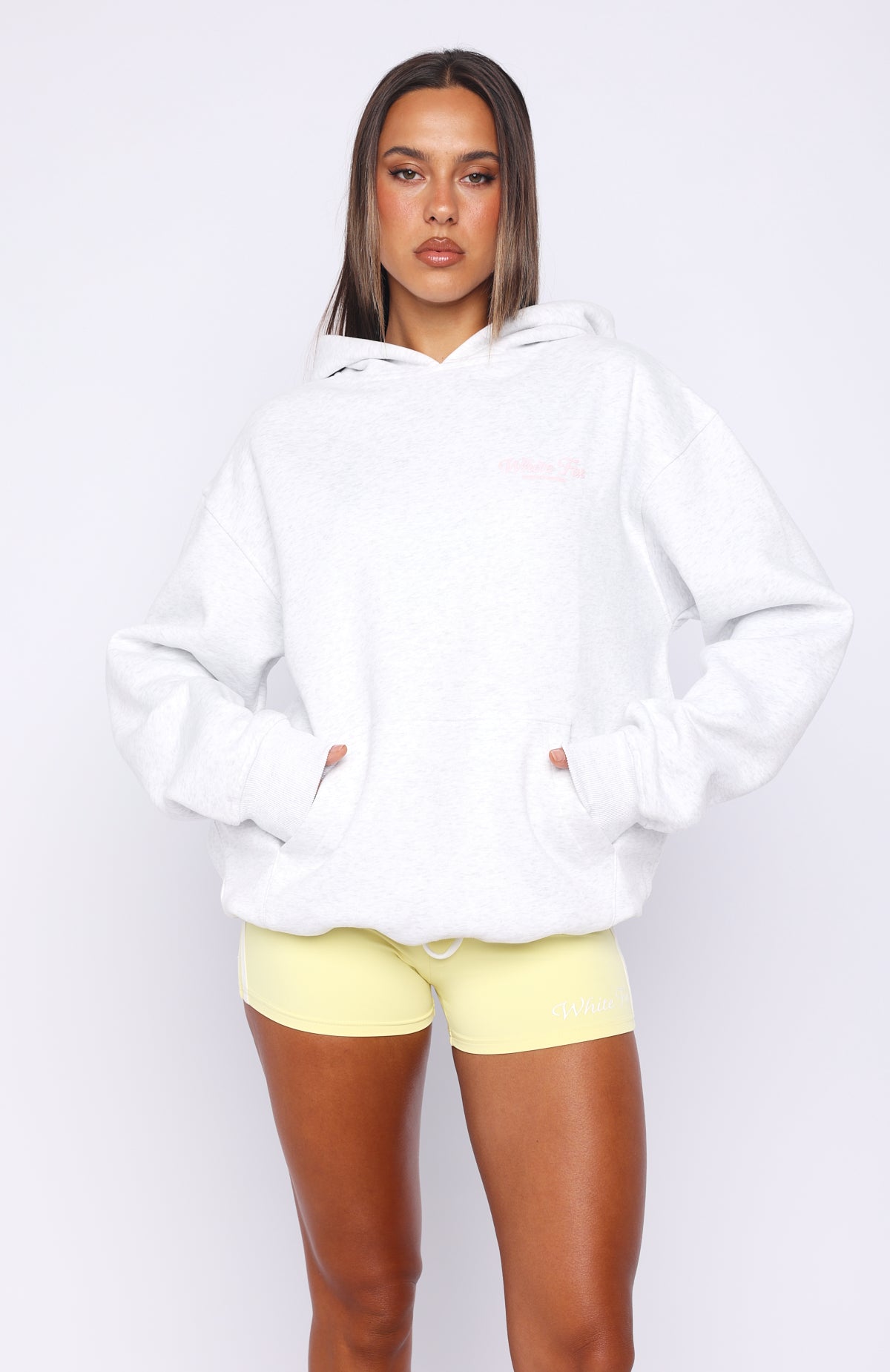 white-fox-verano-sixteen-