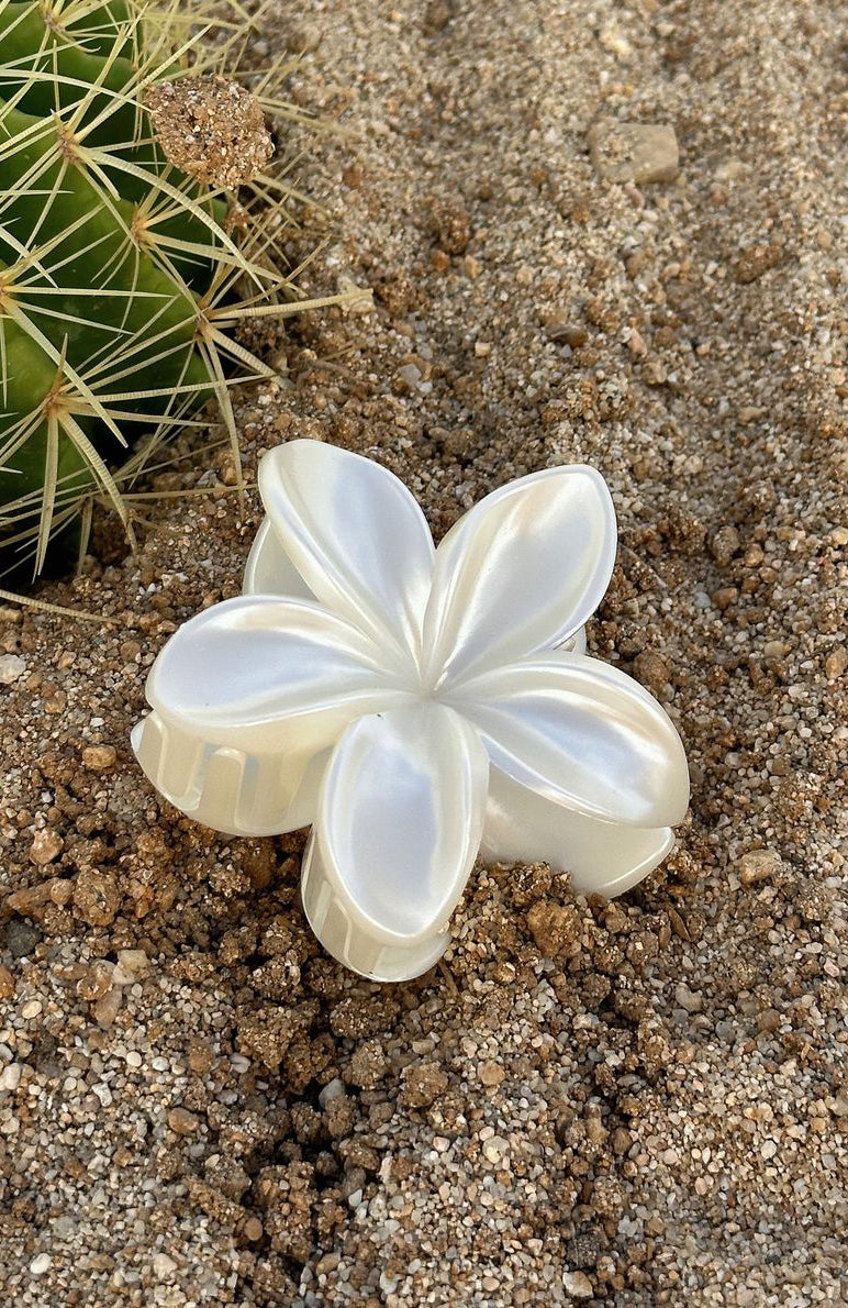 Floral Charm Hair Clip Pearl | White Fox Boutique US