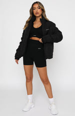 Not Giving In Puffer Jacket Black