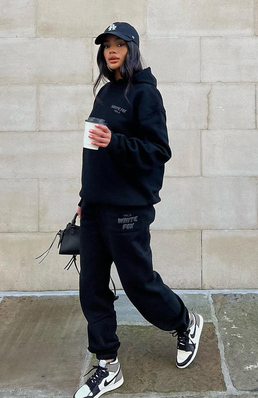 Offstage Sweatpants Onyx | White Fox Boutique US